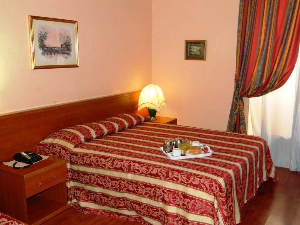 Buonarroti Home Roma Exterior foto